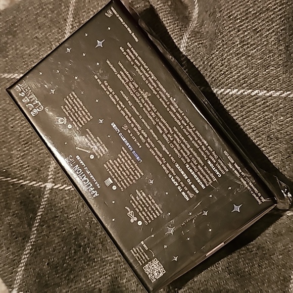Glamnetic Verified magnetic eyelashes with applicator kit NEW please read!!! - Picture 7 of 8